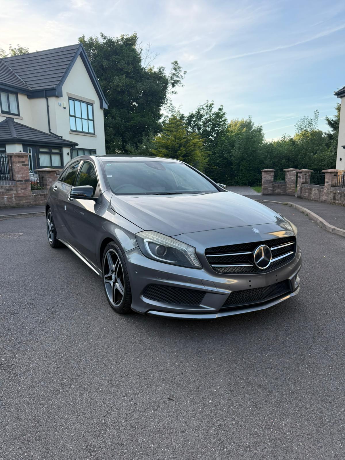 Mercedes-Benz A180